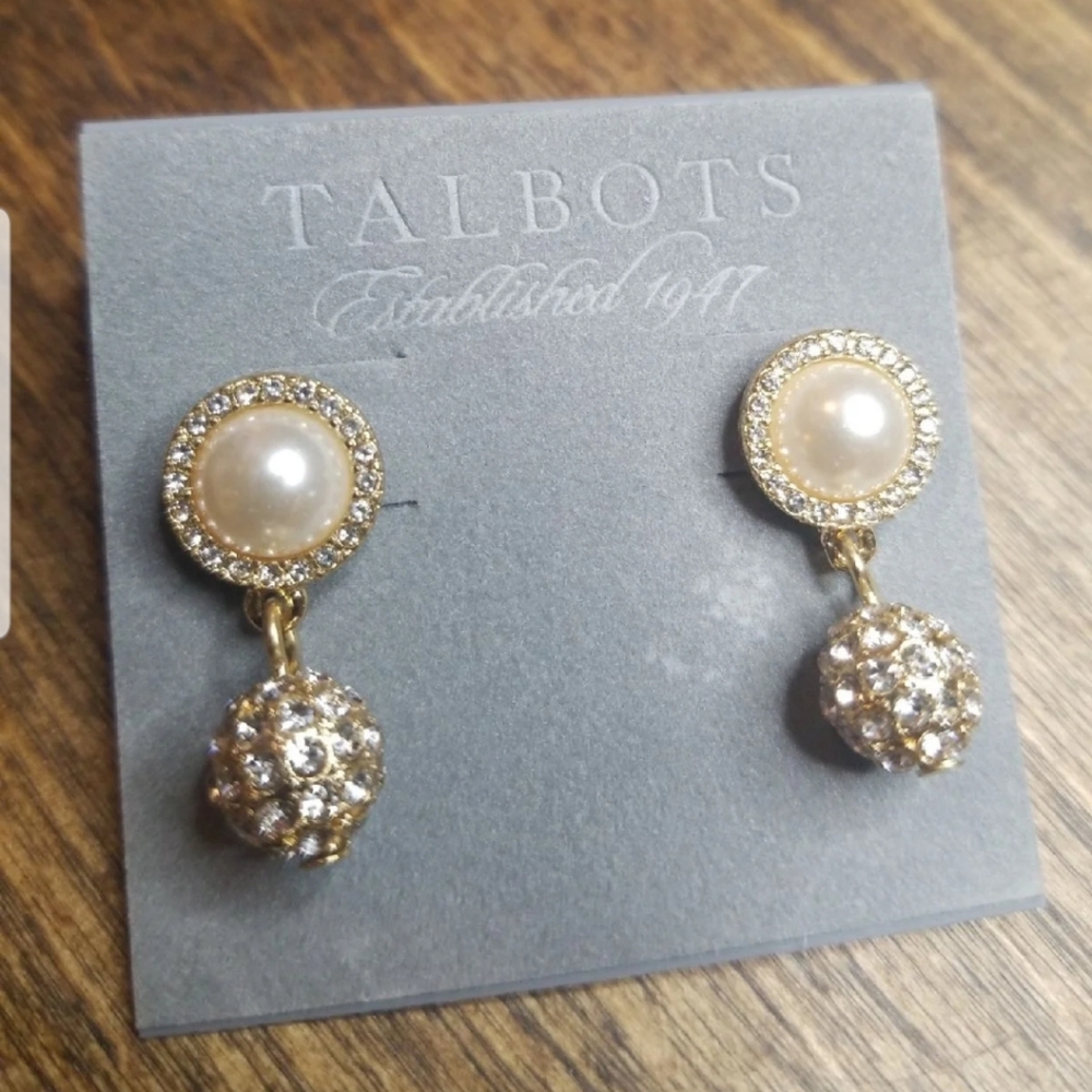 Earrings - Picture 2 of 5